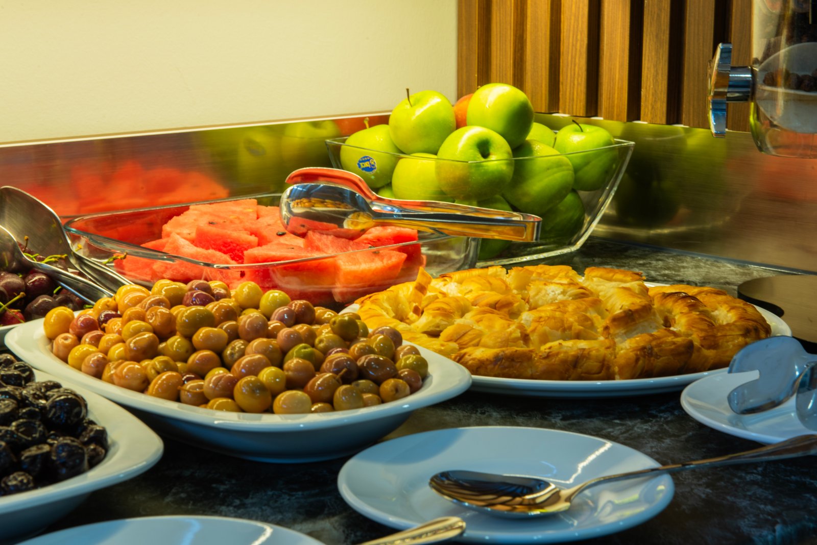 Hotel Öncü açık büfe kahvaltı